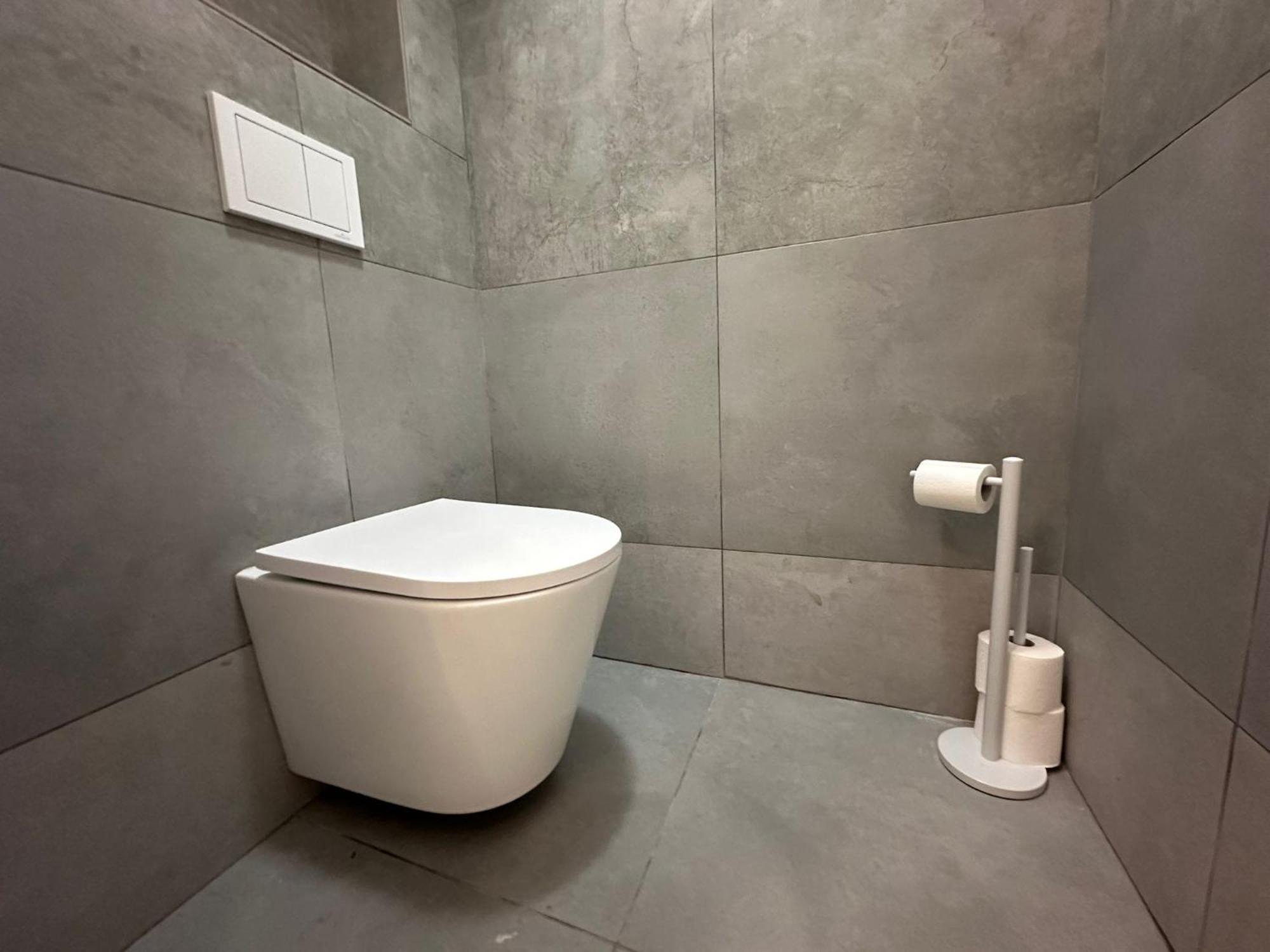 Golebia Hostel Познан Екстериор снимка